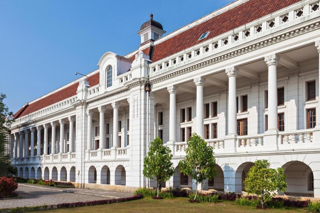 โรงแรมโรวี บูทิค จาการ์ตา ภายนอก รูปภาพ