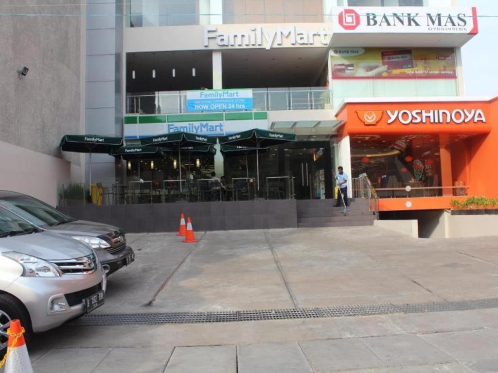 โรงแรมโรวี บูทิค จาการ์ตา ภายนอก รูปภาพ