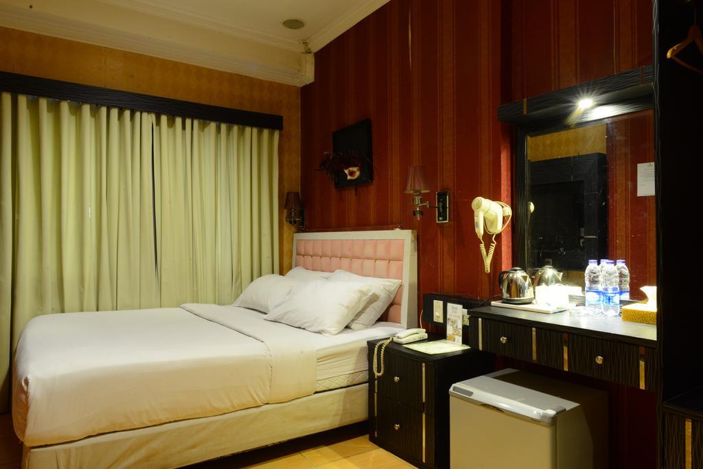 โรงแรมโรวี บูทิค จาการ์ตา ภายนอก รูปภาพ