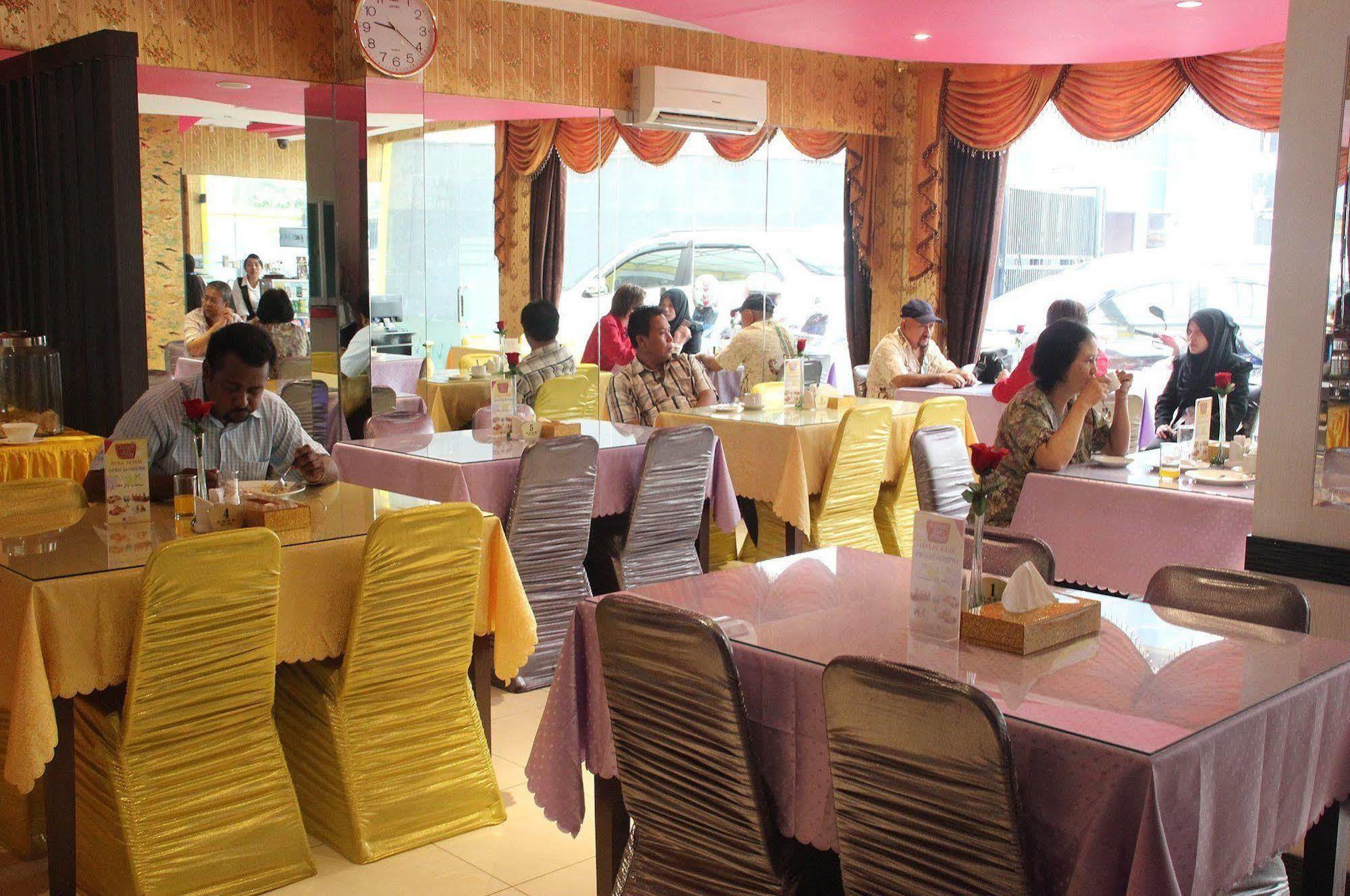 โรงแรมโรวี บูทิค จาการ์ตา ภายนอก รูปภาพ