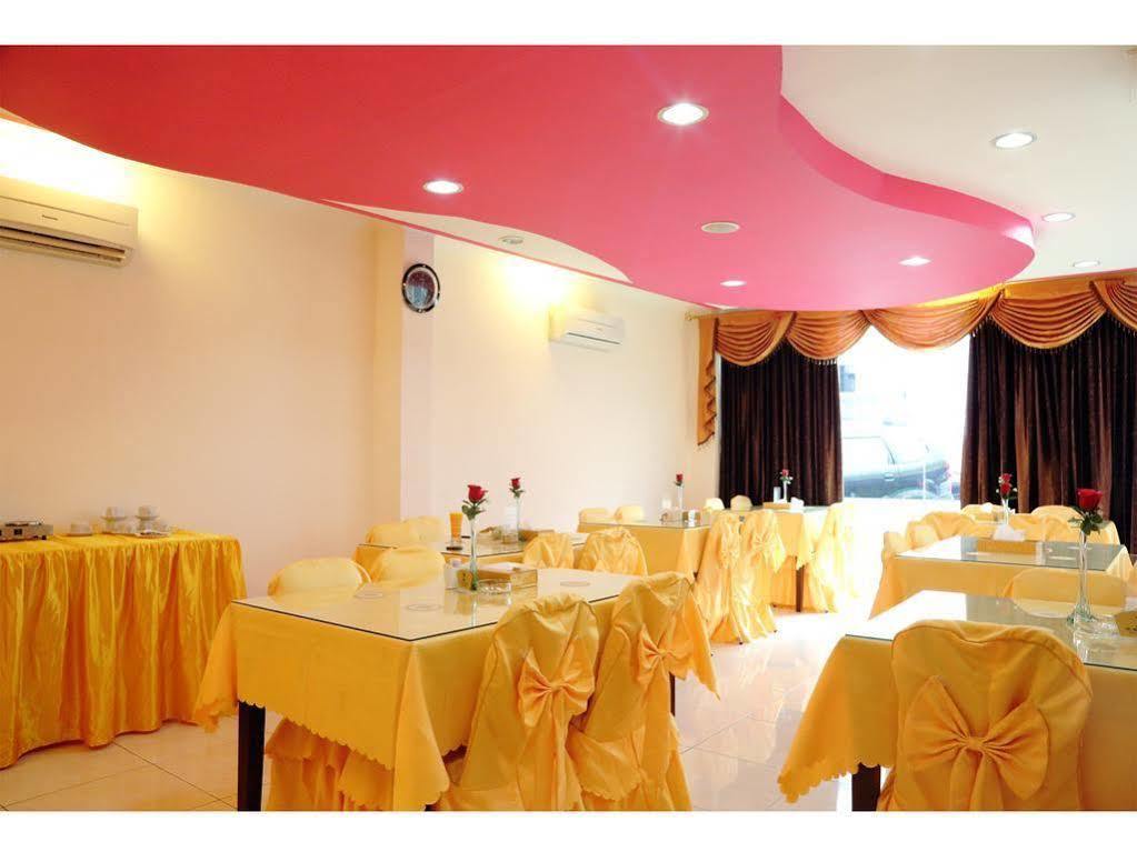 โรงแรมโรวี บูทิค จาการ์ตา ภายนอก รูปภาพ